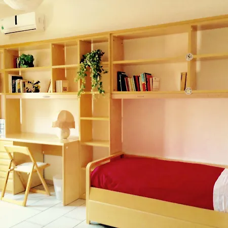 Hébergement de vacances Charles's House *